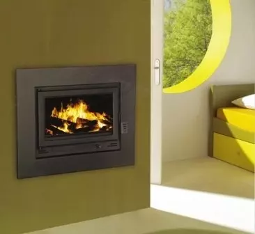 The Bronpi Loire Inset Stove